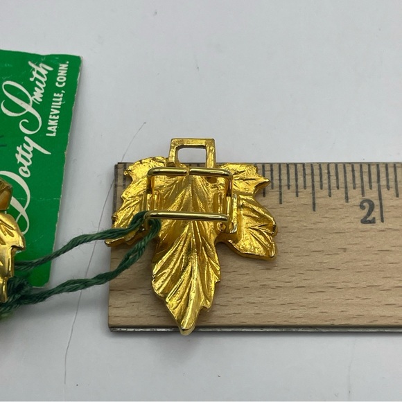 Dotty Smith 2 Piece Leaf Interlocking Belt Buckle Gold on Original Green Tag - Picture 12 of 13